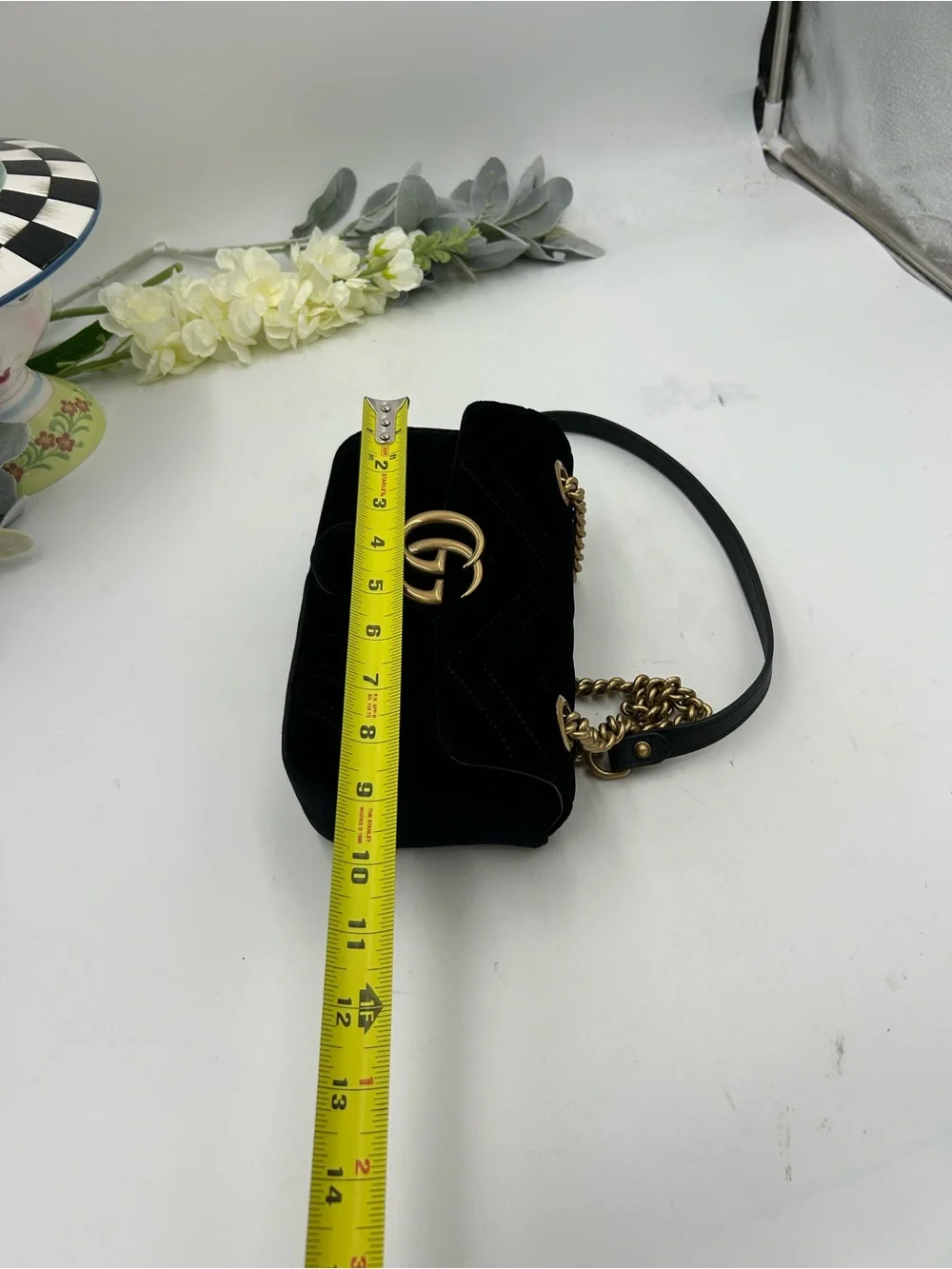 Women's Gucci GG Marmont quilted velvet shoulder bag made in Italy - Picture 15 of 16